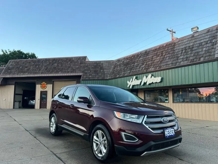 2017 Ford Edge SEL photo 1