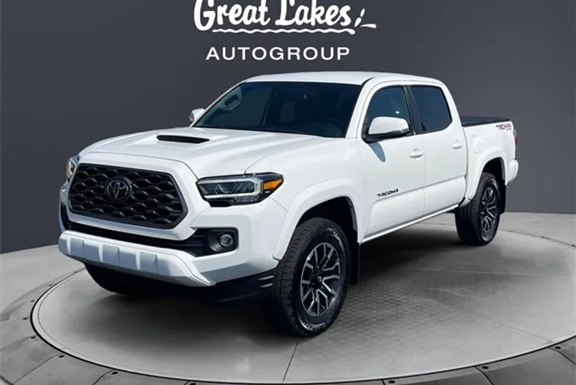 2023 Toyota Tacoma TRD Sport V6 photo 1