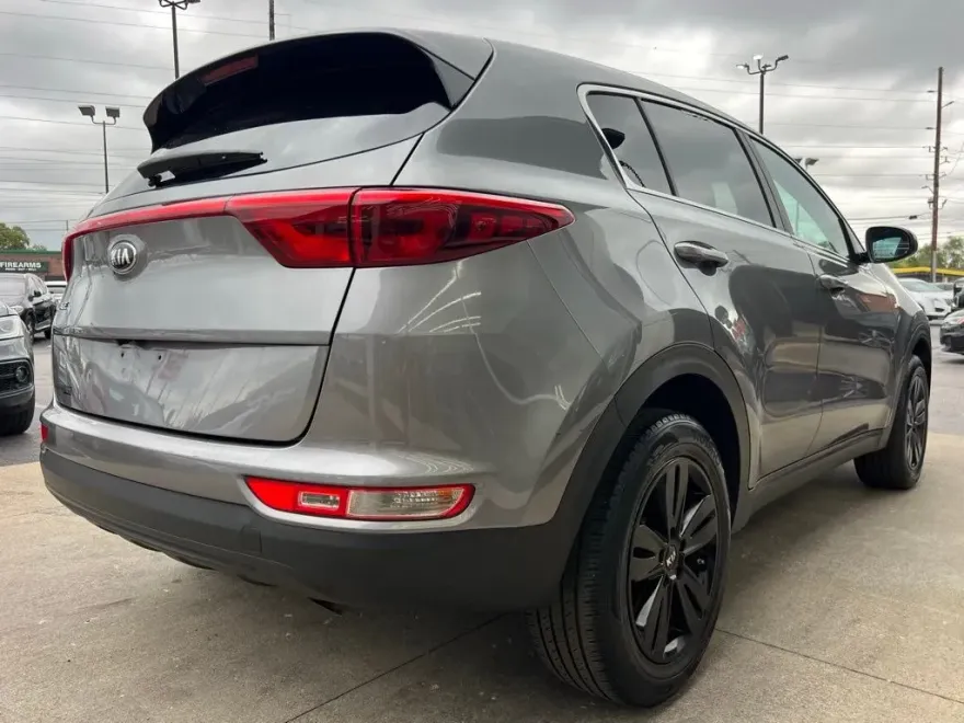 2017 Kia Sportage LX photo 1