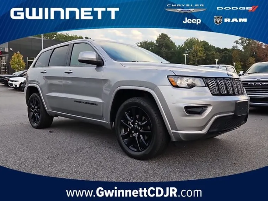 2018 Jeep Grand Cherokee Altitude photo 1