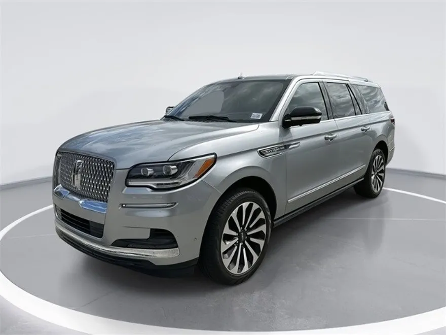 2024 Lincoln Navigator L Reserve photo 1