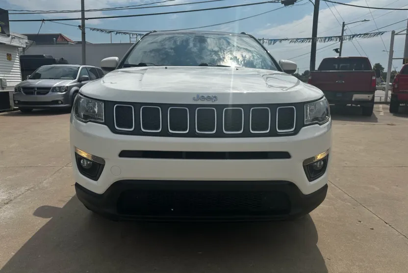 2018 Jeep Compass North Edition Latitude photo 1