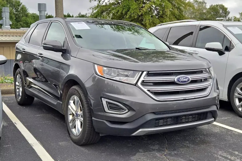 2018 Ford Edge SEL photo 1