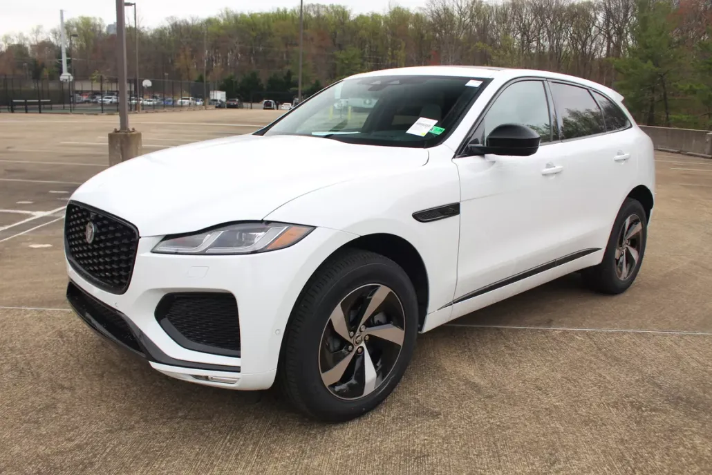 2026 Jaguar F-PACE P250 R-Dynamic S photo 1