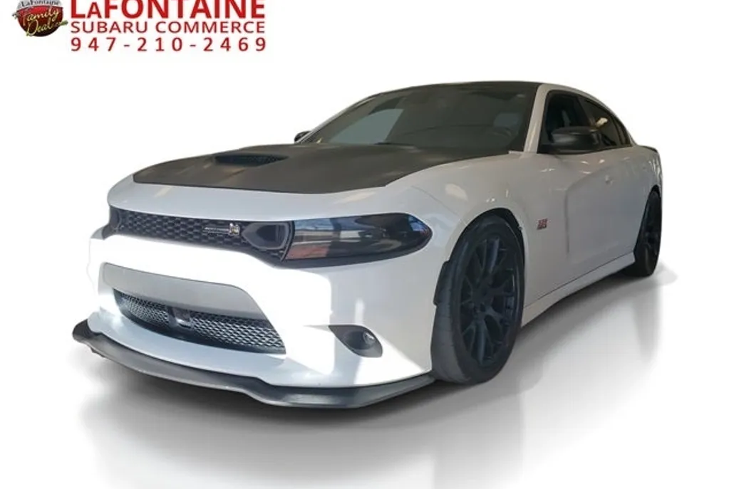 2016 Dodge Charger R/T Scat Pack photo 1