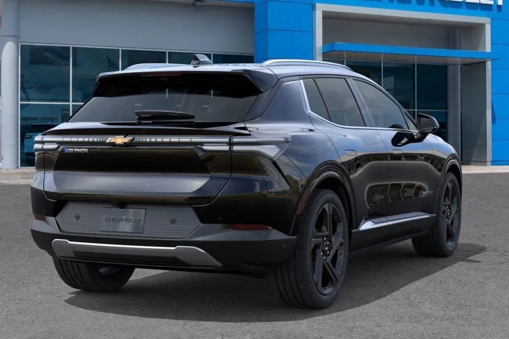 2025 Chevrolet Equinox EV 1LT photo 1