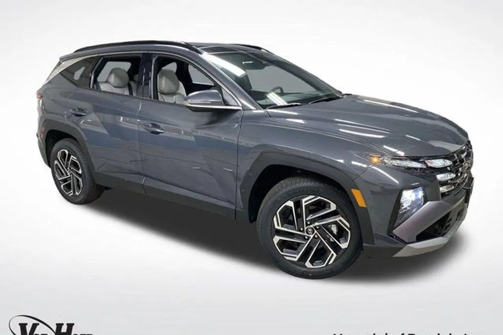 2025 Hyundai Tucson Limited photo 1