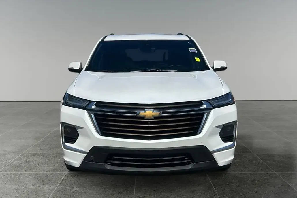 2023 Chevrolet Traverse High Country photo 1