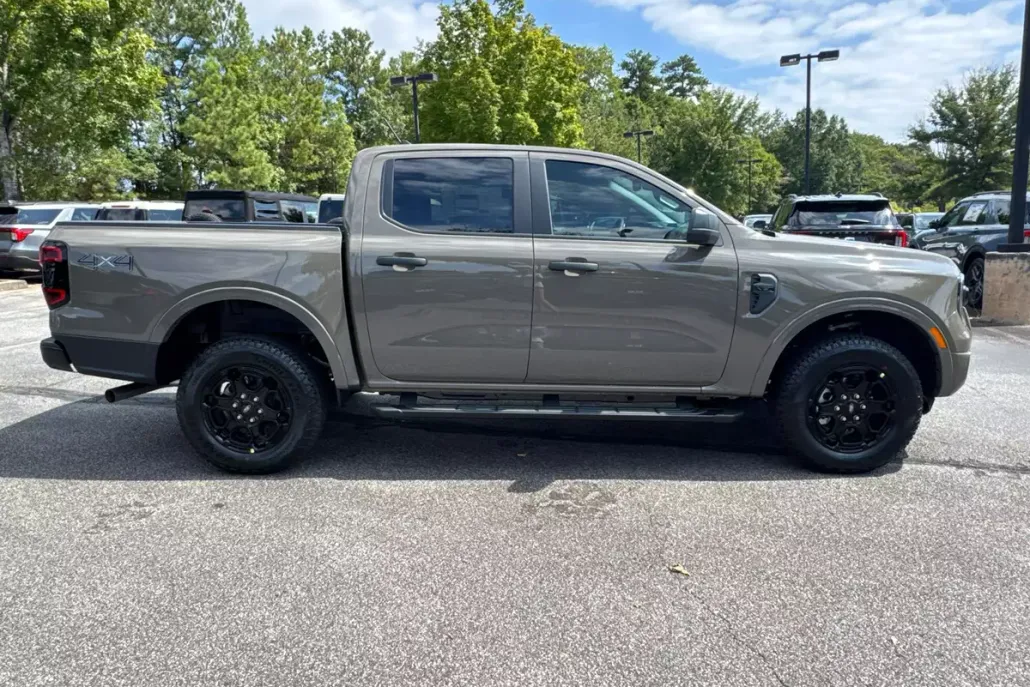 2025 Ford Ranger XLT photo 1