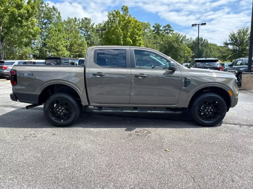 2025 Ford Ranger XLT photo 1