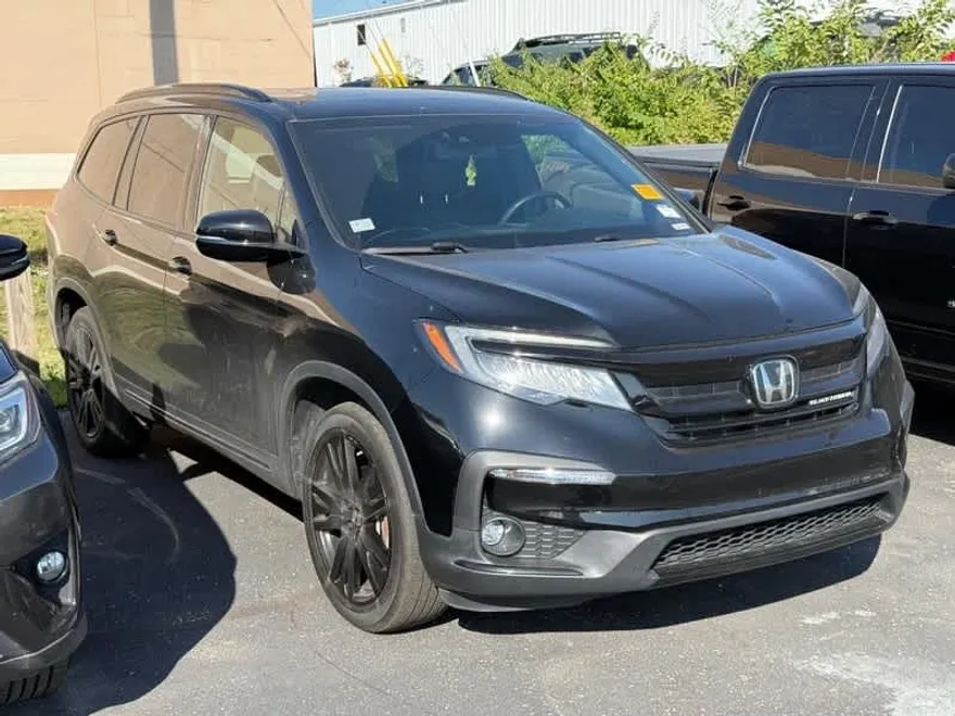2022 Honda Pilot Black Edition photo 1