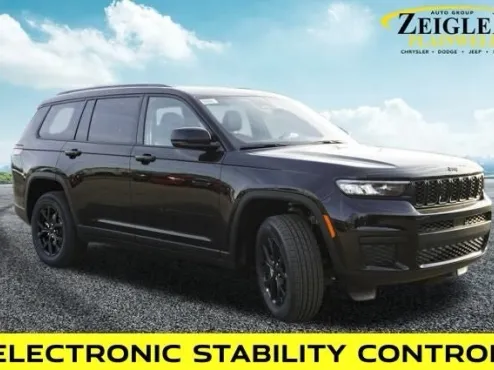 2025 Jeep Grand Cherokee Altitude photo 4