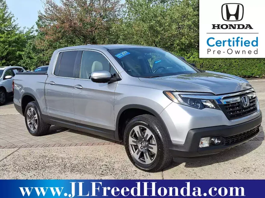 2017 Honda Ridgeline RTL photo 1