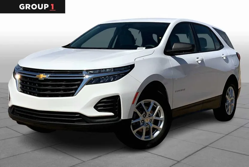 2023 Chevrolet Equinox LT photo 1
