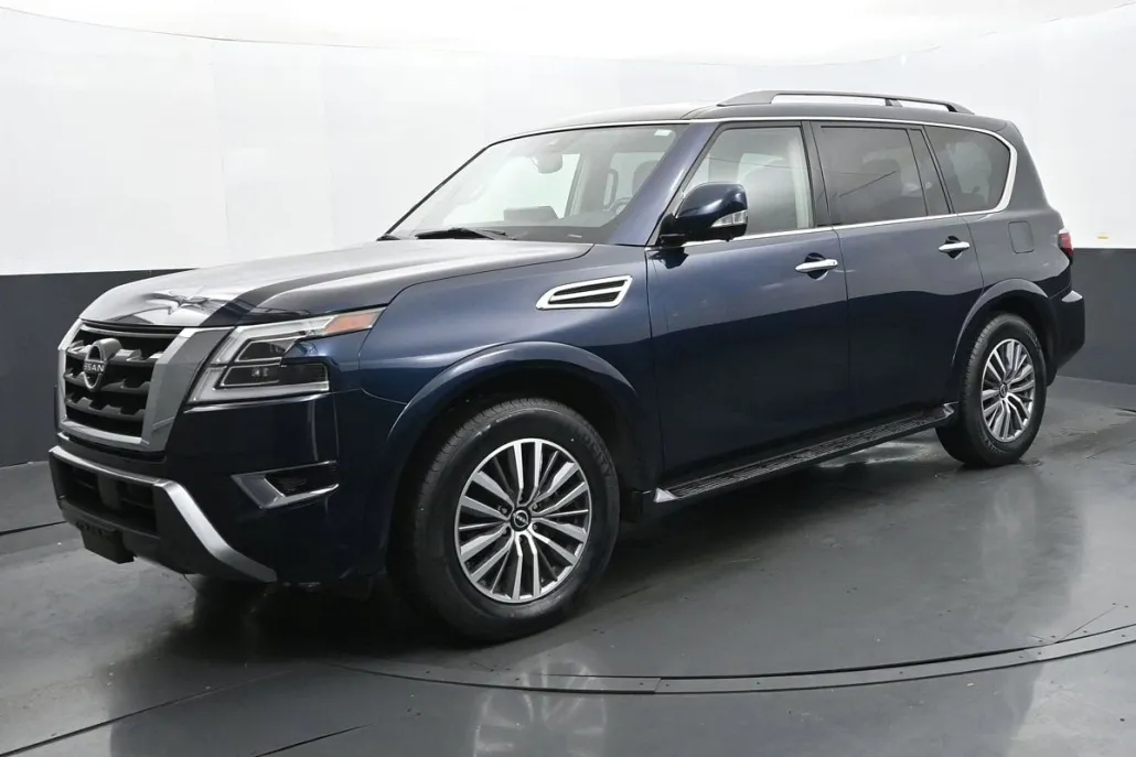 2023 Nissan Armada SL photo 1