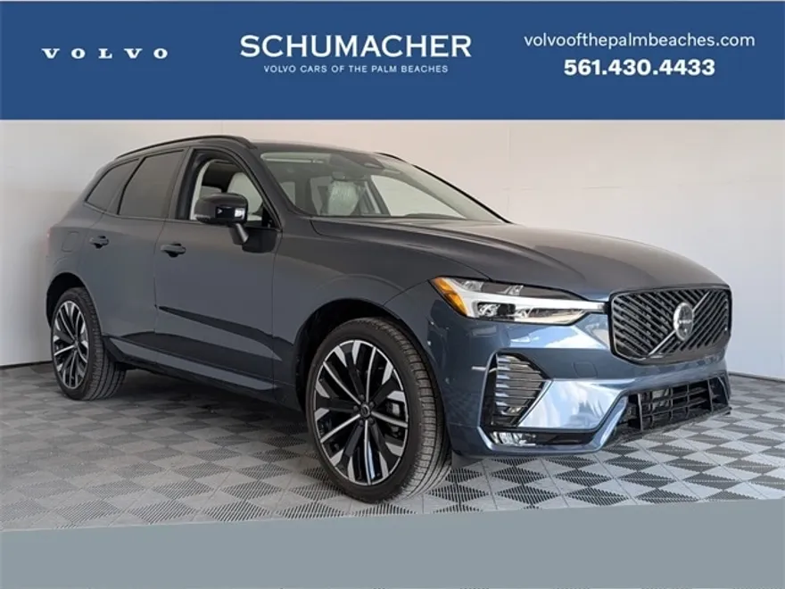 2026 Volvo XC60 B5 photo 1