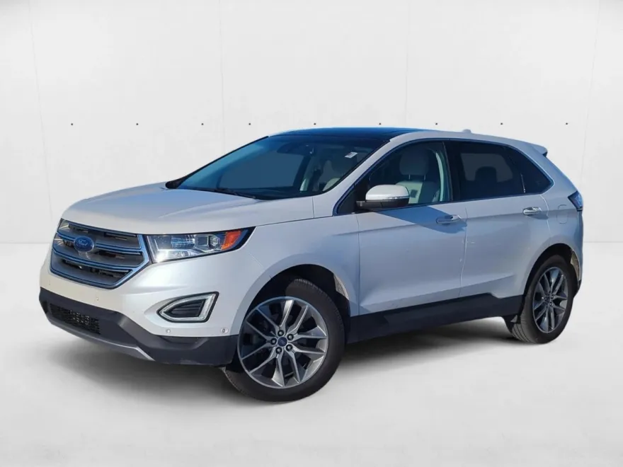 2018 Ford Edge Titanium photo 1