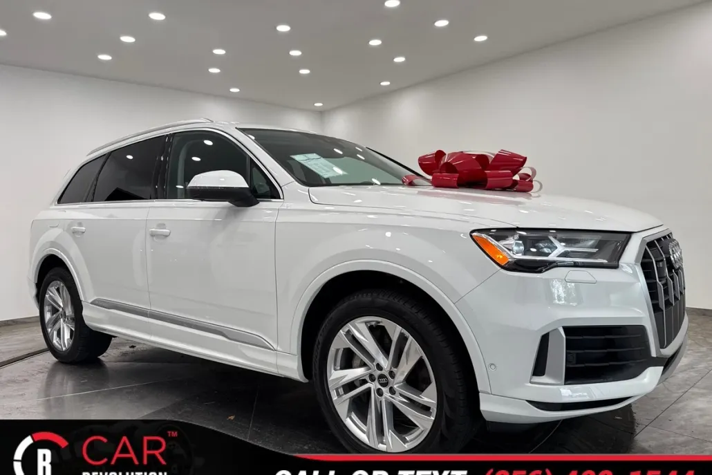 2023 Audi Q7 Premium Plus photo 1