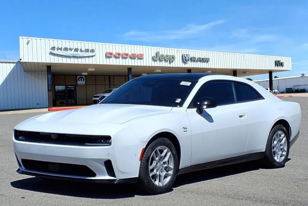 2025 Dodge Charger R/T photo 1