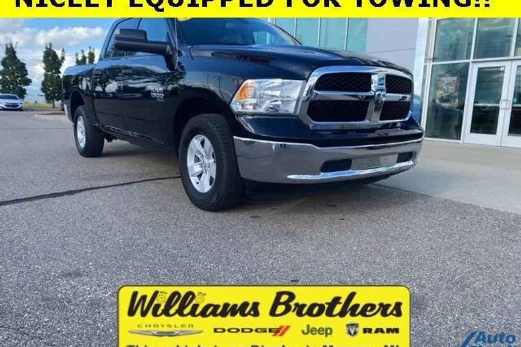2023 Ram 1500 Classic SLT photo 1