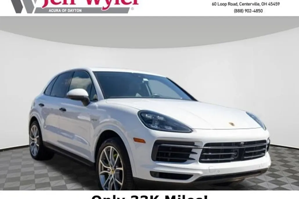 2021 Porsche Cayenne E-Hybrid photo 1