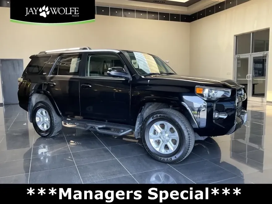 2024 Toyota 4Runner SR5 Premium photo 1