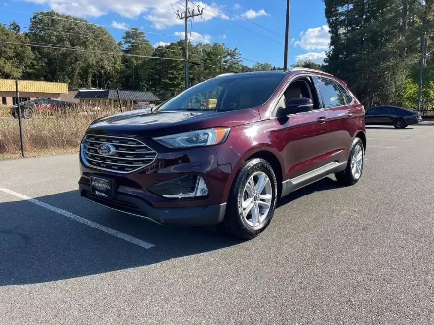 2020 Ford Edge SEL photo 1