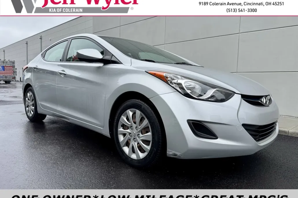 2012 Hyundai Elantra GLS photo 1