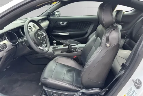 2023 Ford Mustang GT Premium photo 3