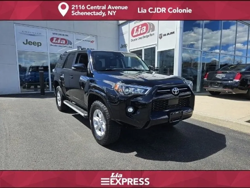 2021 Toyota 4Runner SR5 Premium photo 1