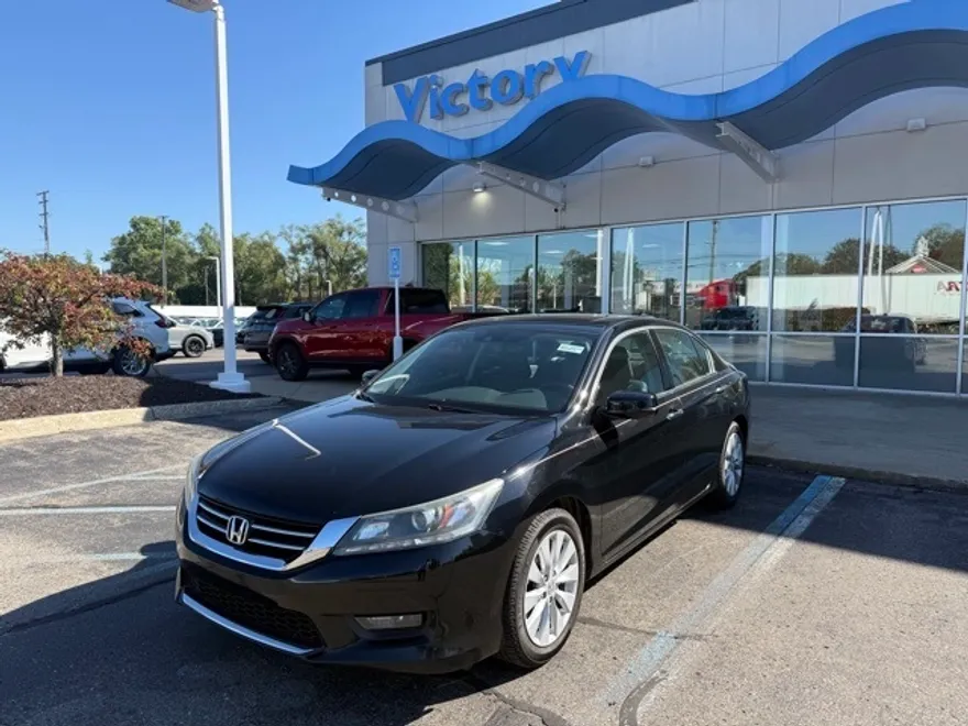 2015 Honda Accord EX-L photo 1