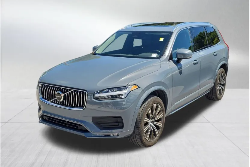2023 Volvo XC90 B5 AWD Core photo 1