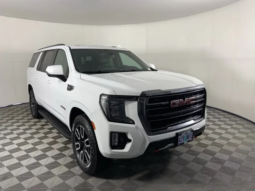 2021 Gmc Yukon XL AT4 photo 1