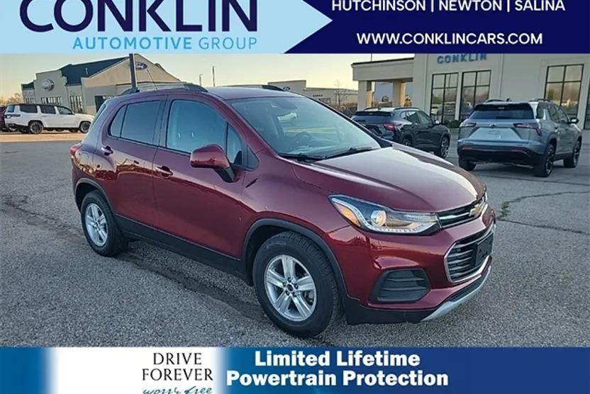 2021 Chevrolet Trax LT photo 1
