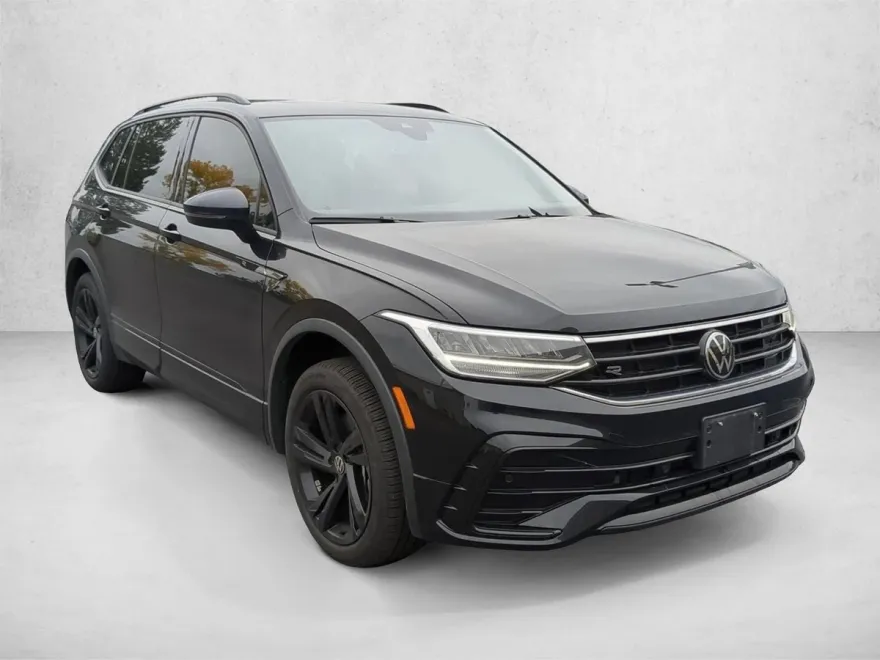 2024 Volkswagen Tiguan SE R-Line Black photo 1