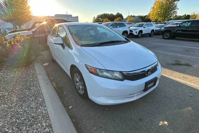 2012 Honda Civic LX photo 1