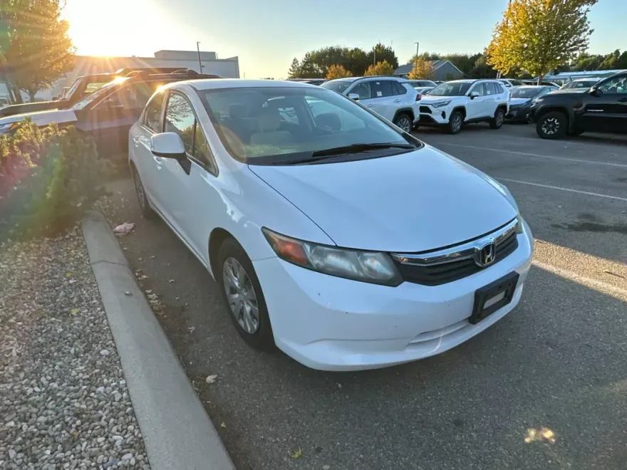 2012 Honda Civic LX photo 1