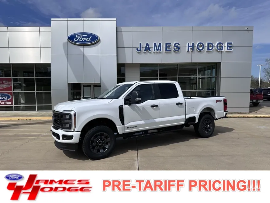 2025 Ford F-250 photo 1
