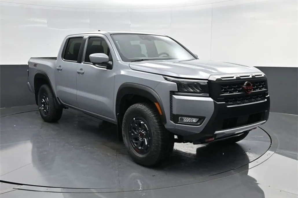 2026 Nissan Frontier PRO-4X photo 1
