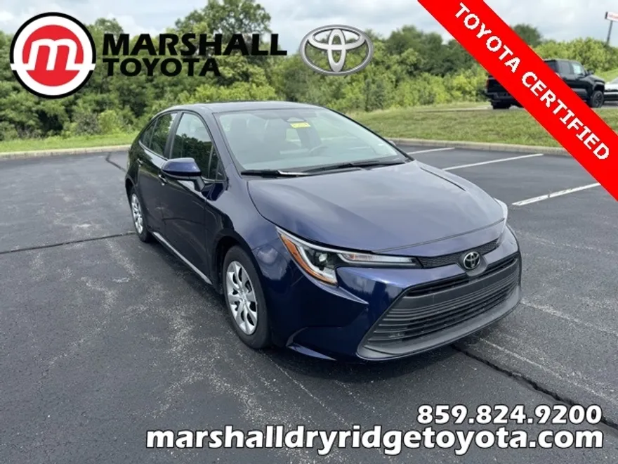 2024 Toyota Corolla LE photo 1