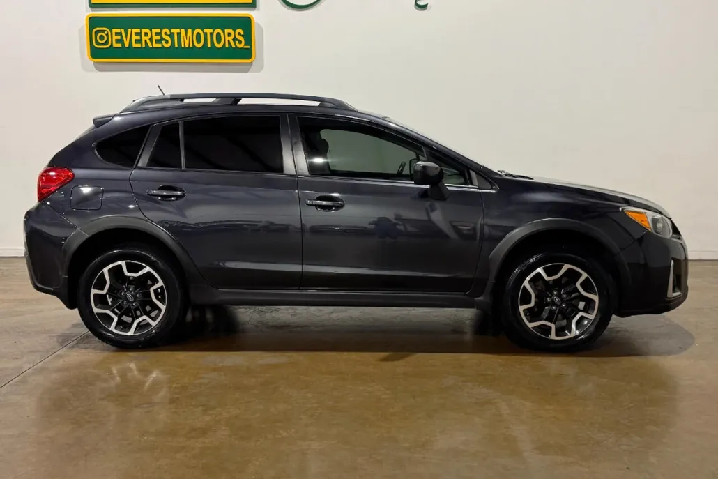 2016 Subaru Crosstrek Premium photo 1