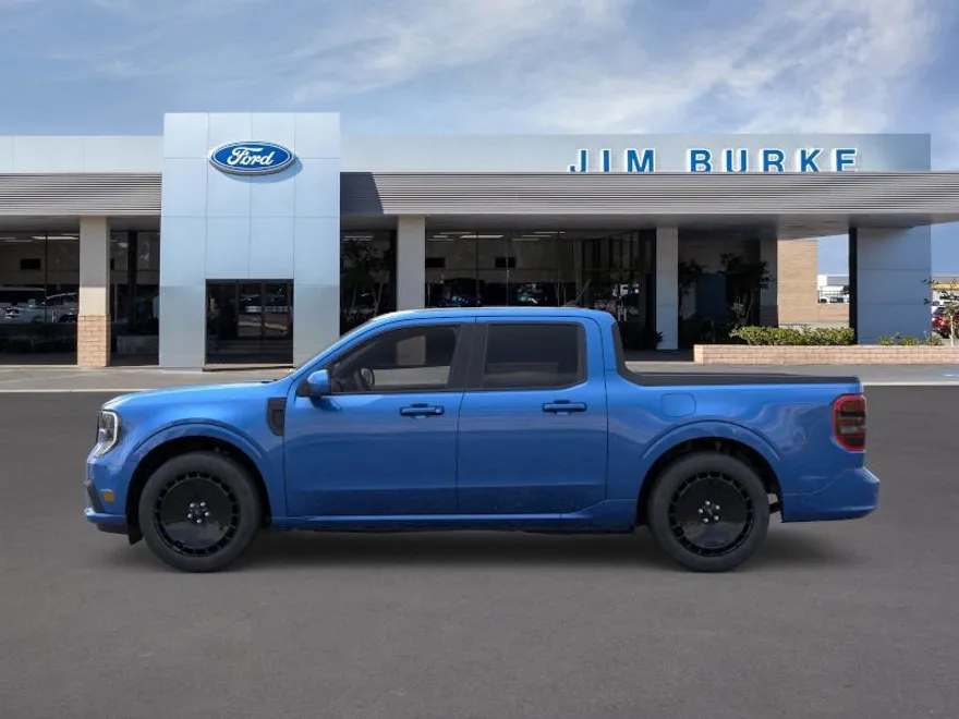 2025 Ford Maverick photo 1