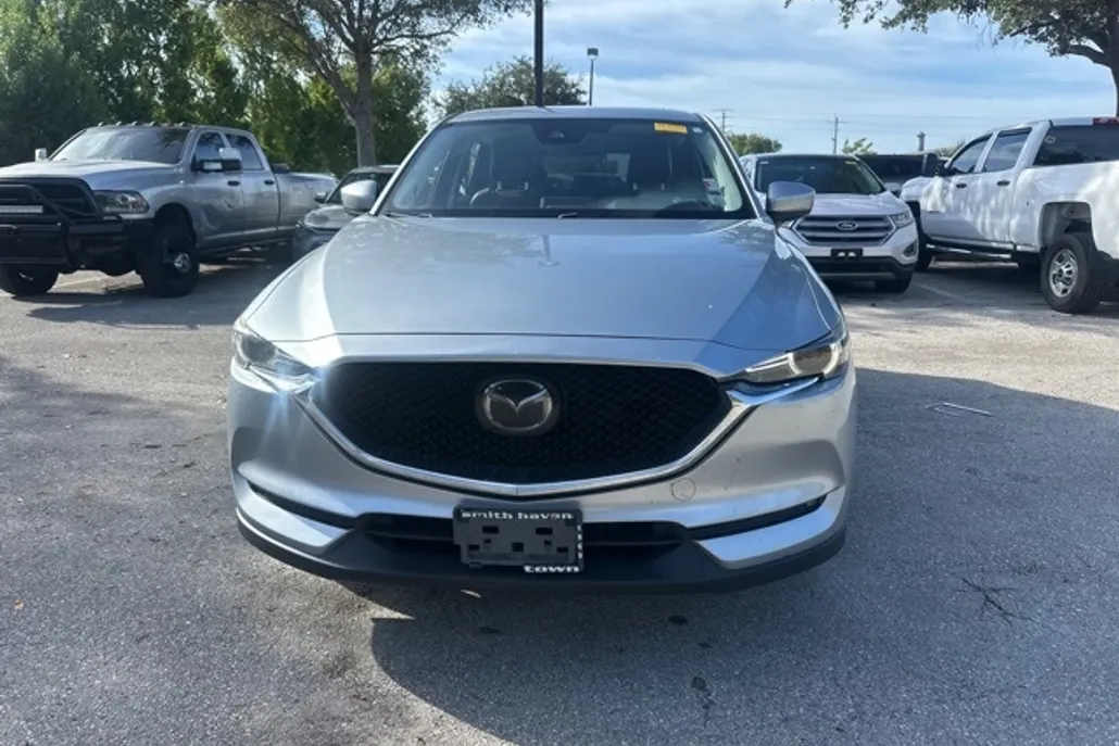 2017 Mazda CX-5 Grand Touring photo 1