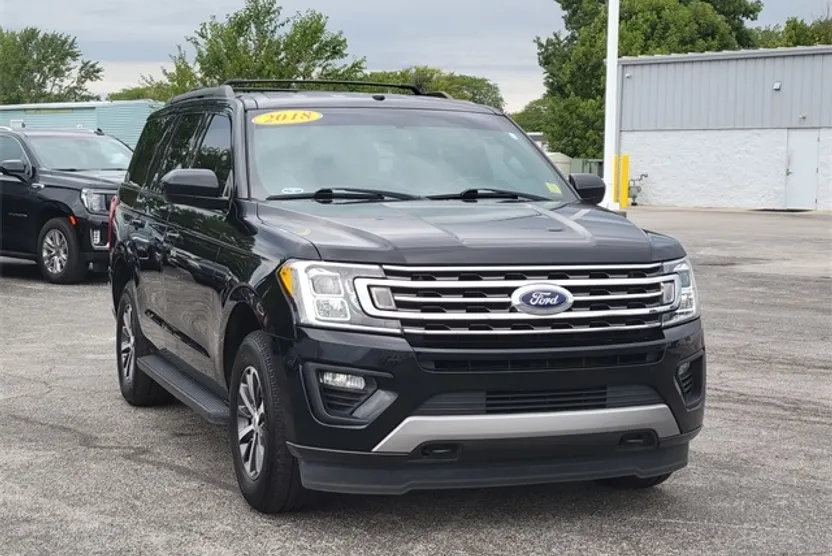 2018 Ford Expedition XLT photo 1