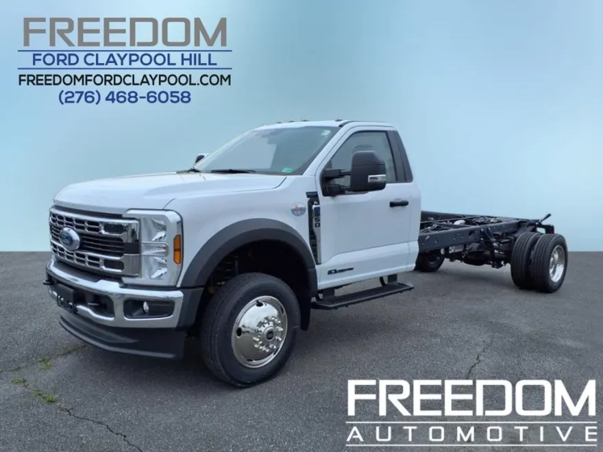 2025 Ford F-550 XL photo 1