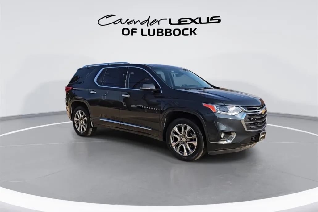 2021 Chevrolet Traverse Premier photo 1