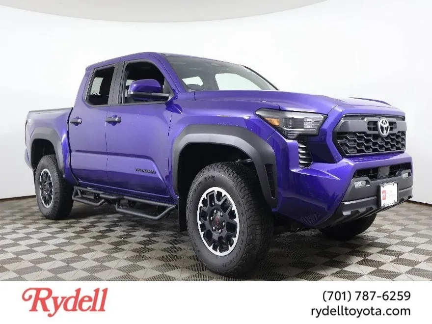 2024 Toyota Tacoma 4x4 TRD photo 1
