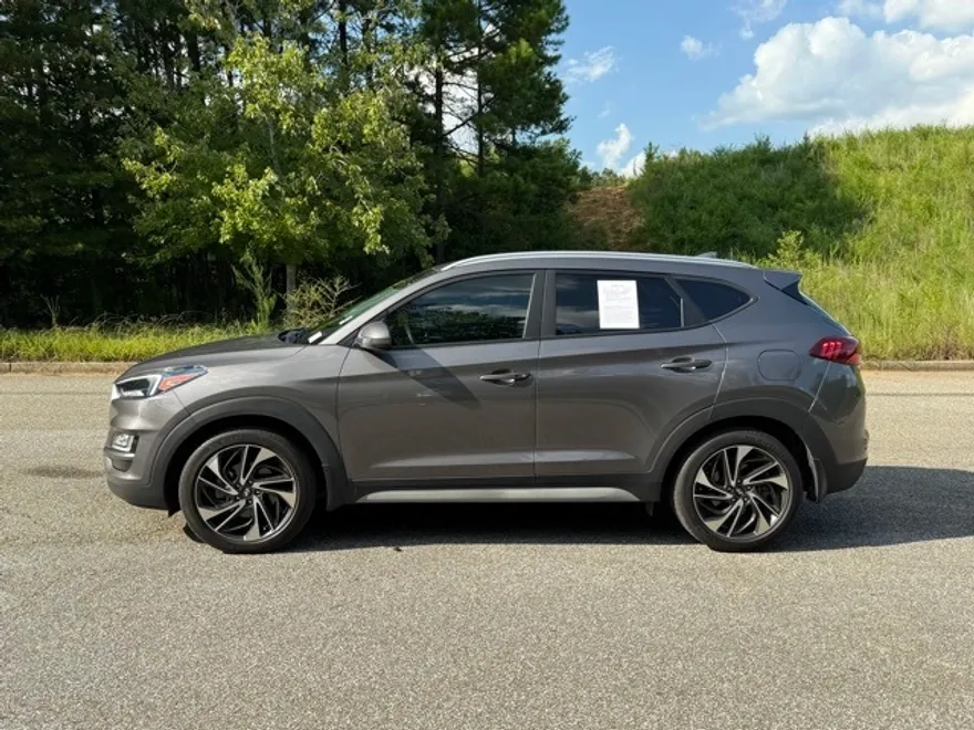 2020 Hyundai Tucson Sport photo 1