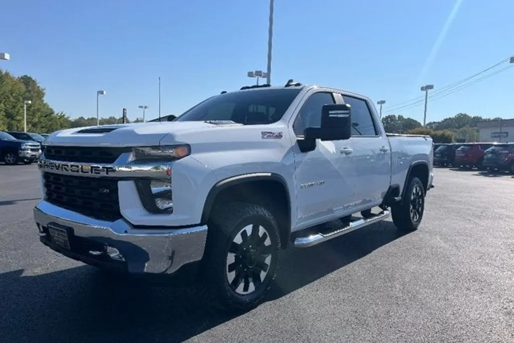 2021 Chevrolet Silverado 2500HD LT photo 1