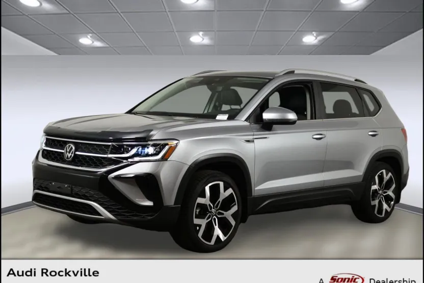 2023 Volkswagen Taos SEL photo 1